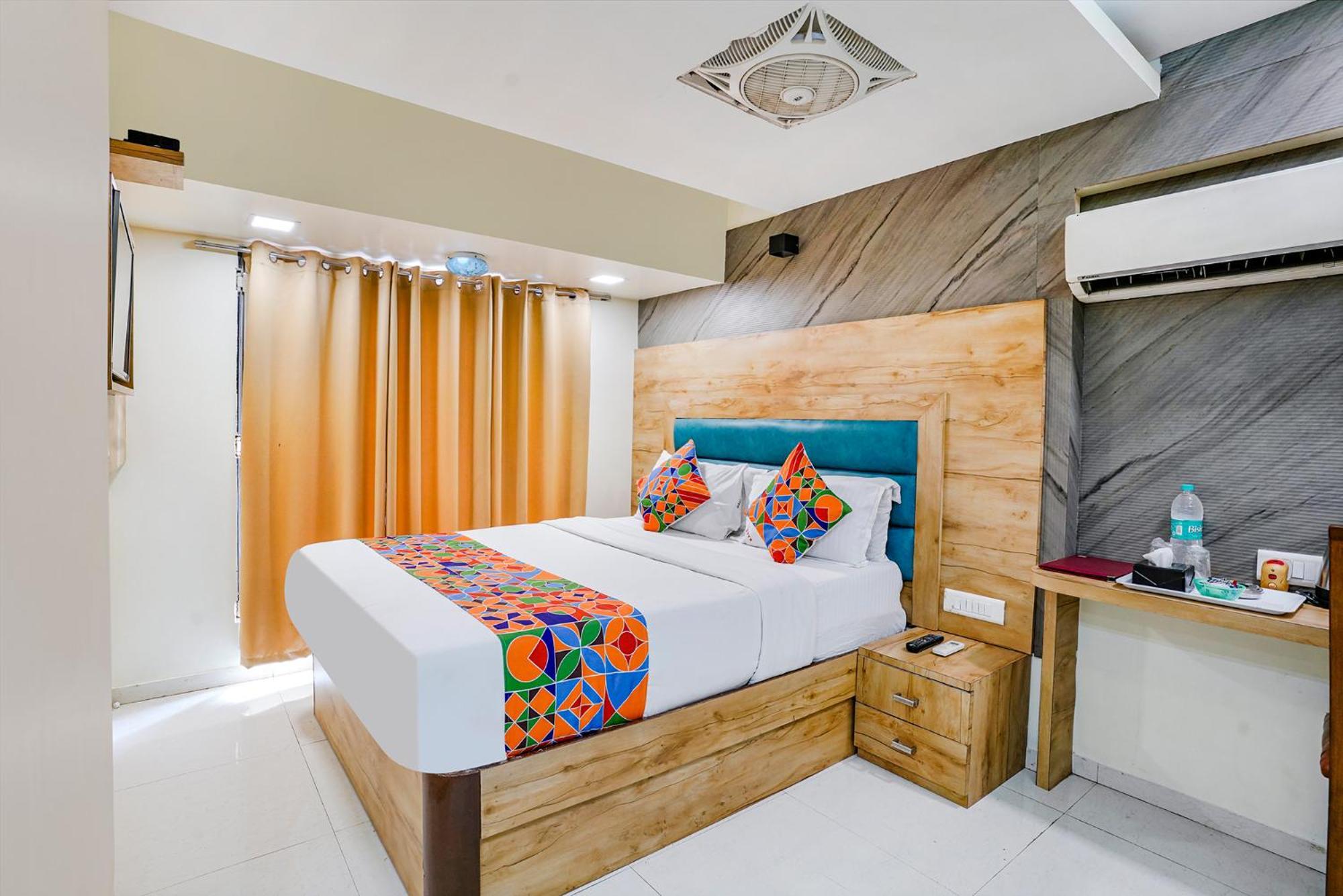 Fabexpress Amber Corp Inn - Nr Nesco Exhibition Center Mumbai Luaran gambar