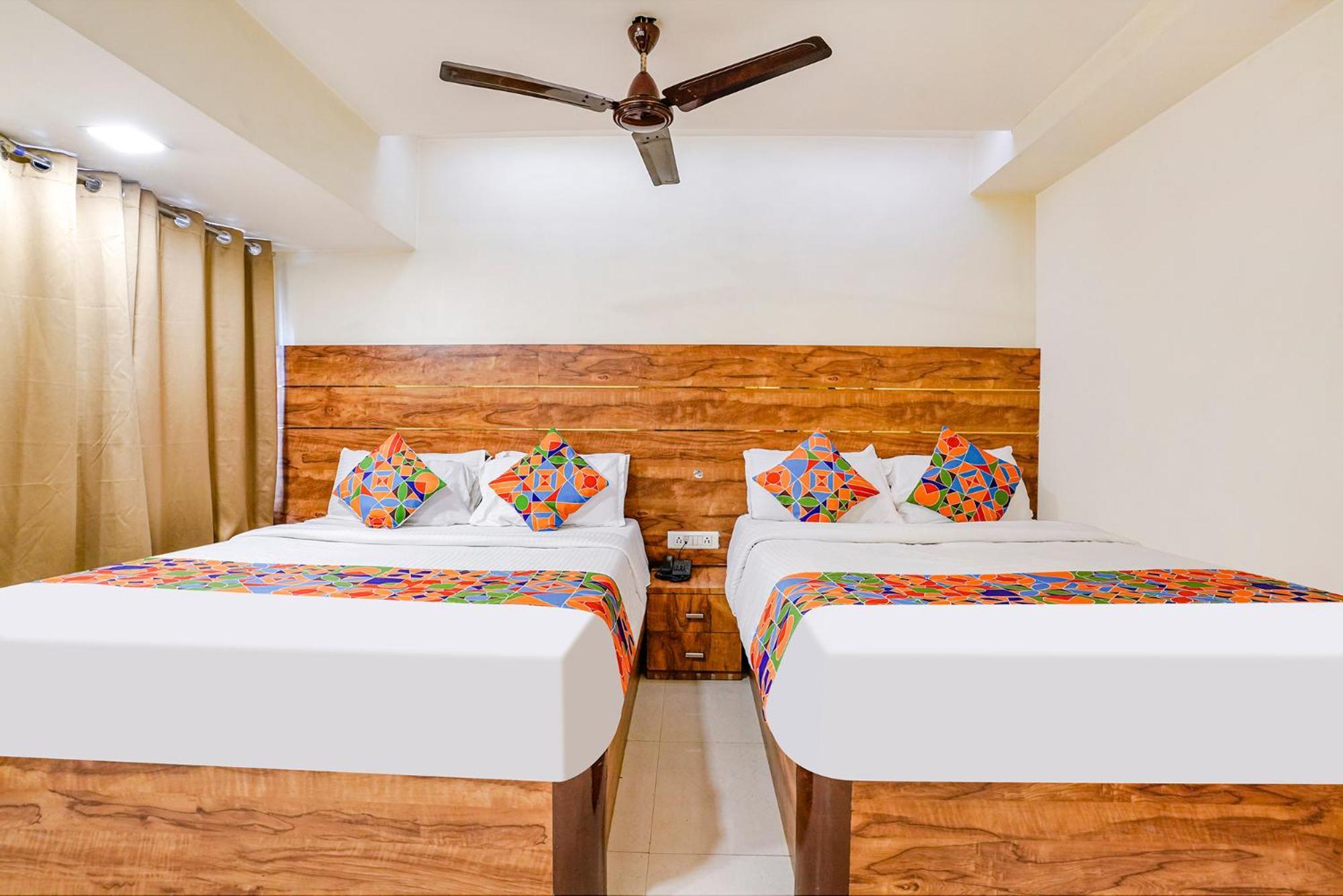 Fabexpress Amber Corp Inn - Nr Nesco Exhibition Center Mumbai Luaran gambar