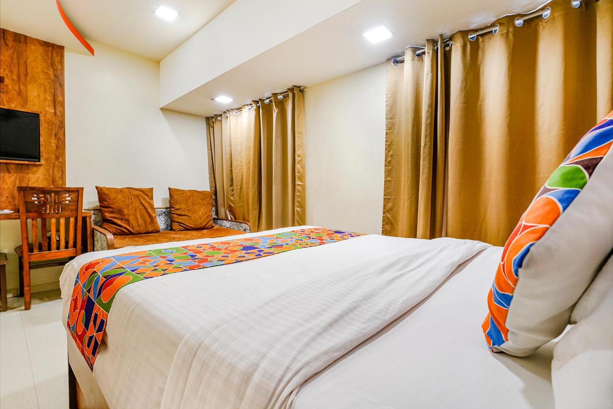 Fabexpress Amber Corp Inn - Nr Nesco Exhibition Center Mumbai Luaran gambar