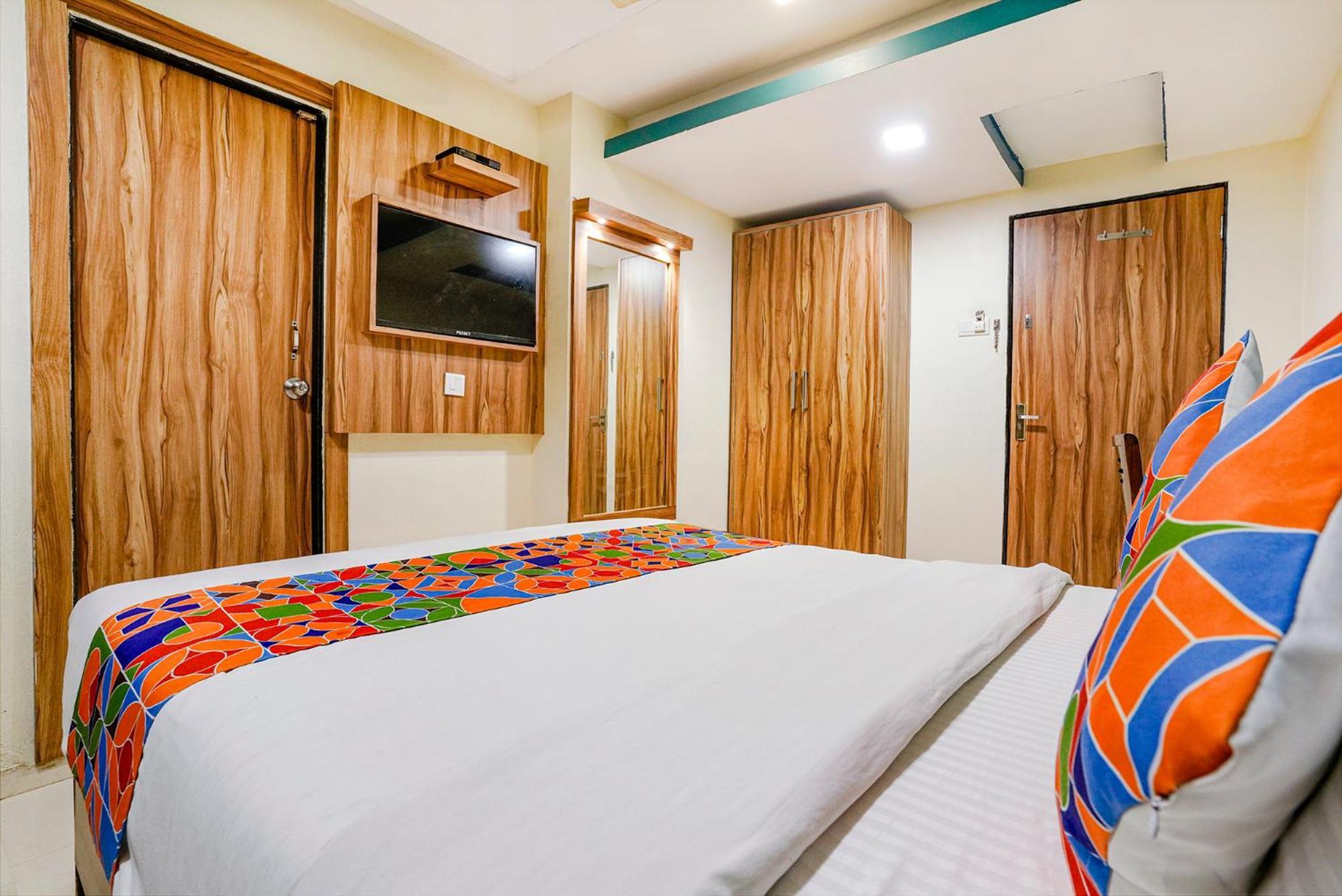 Fabexpress Amber Corp Inn - Nr Nesco Exhibition Center Mumbai Luaran gambar